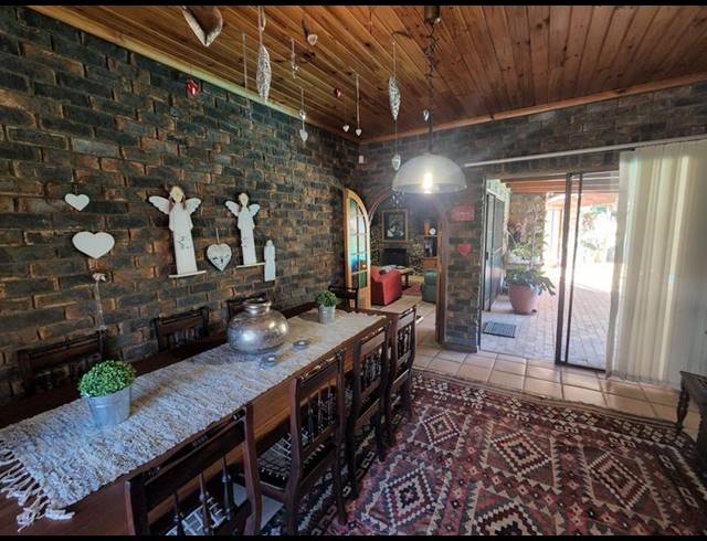 4 BEDROOM HOUSE FOR SALE IN PANORAMA